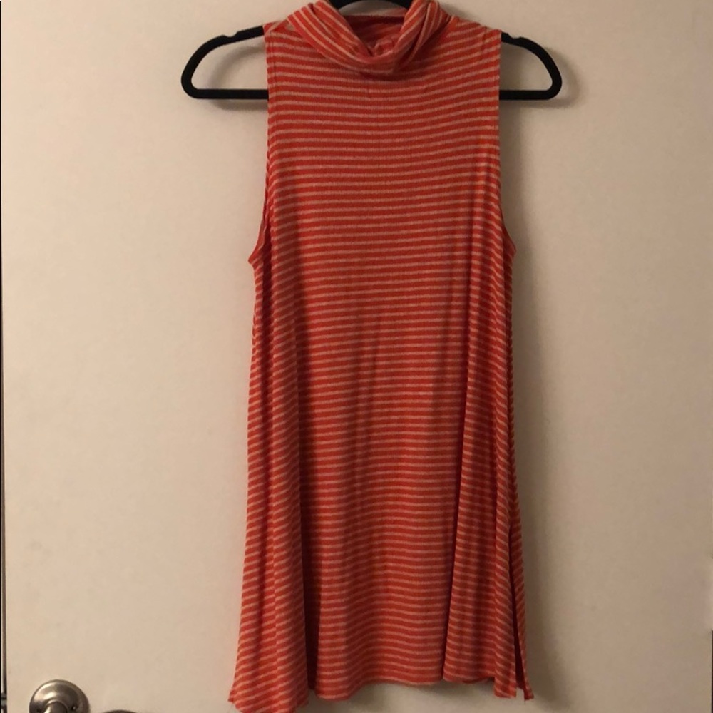 Anthropologie tunic w/ turtle neck